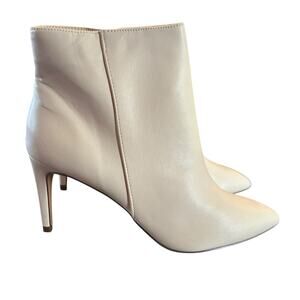 XOXO Tylie Ankle Booties  Pointed Toe Stiletto Heel Off White NEW Size 12